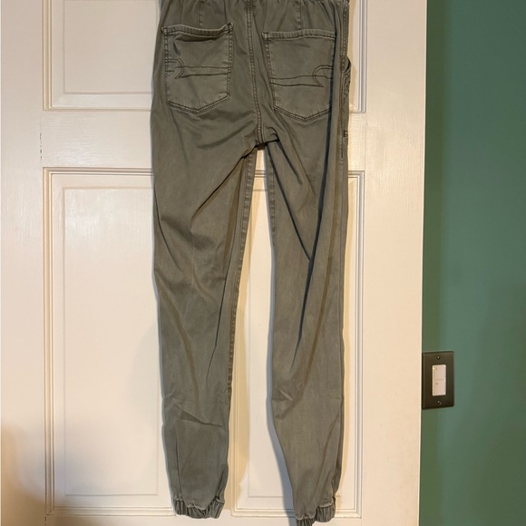 American Eagle Joggers - Picture 3 of 6